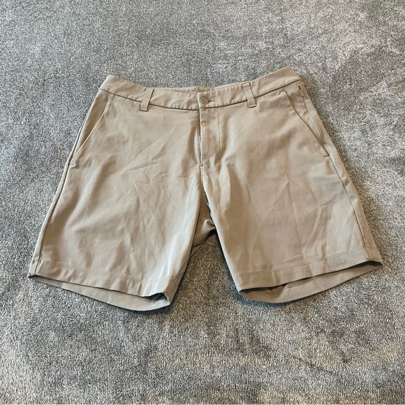Lululemon Commission Short 7" *Warpstreme
Grey Sage (First Release) Size 30 - Picture 4 of 12